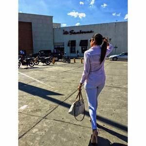 Meet your Posher, Estefanía